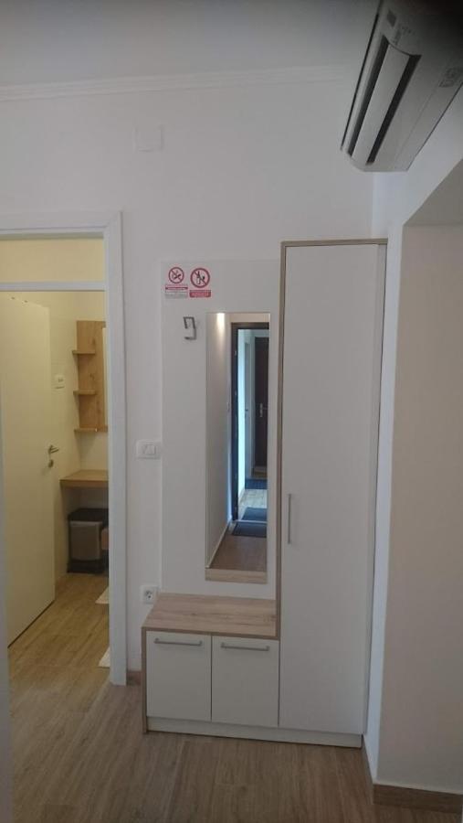 App Centar Apartment Novigrad  Exterior photo